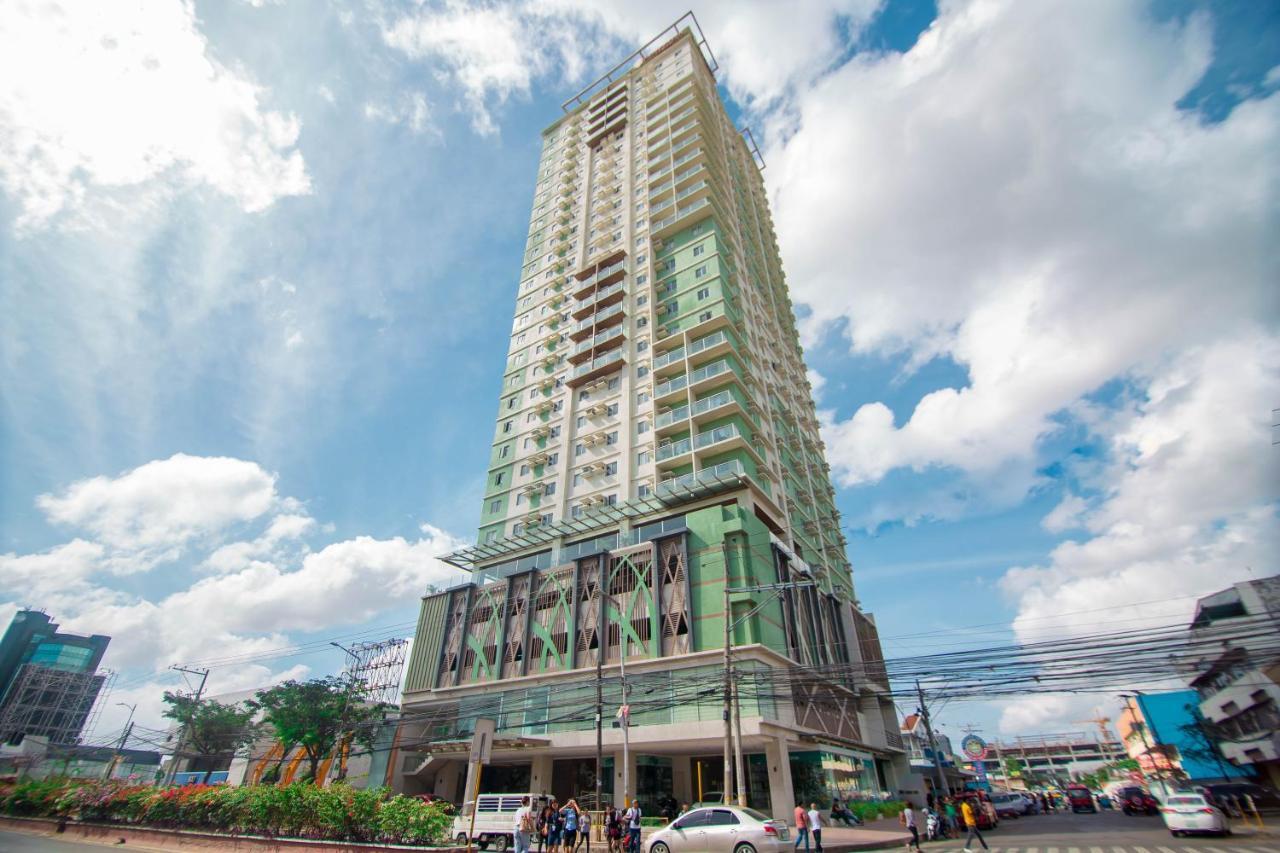 Migas Haven At Sunvida Tower Across Sm City Cebu Exterior foto